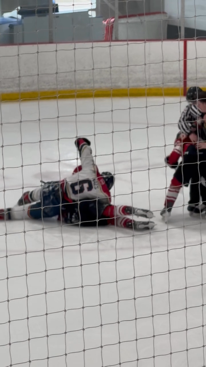 Dylan Naes throws a few - Sun County Panthers U16 AAA