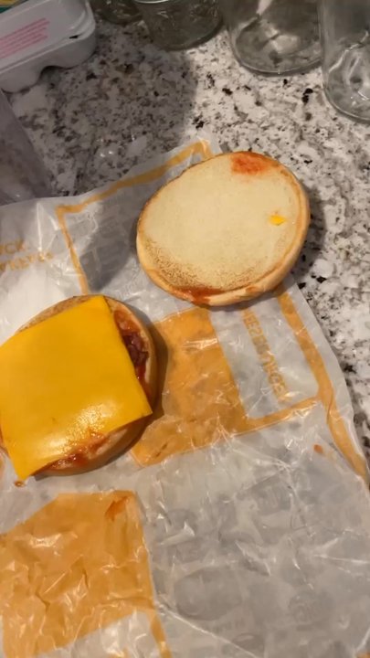 Jack in the Box - Not patty on my cheeseburgers. How to you forget to put a hamburger patty on a cheeseburger?!? - Fast Food Near Me - Grass Valley, California