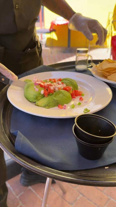 El Charro Cafe - Preparing the tableside guacamole! - Tacos Near Me - Tucson, Arizona