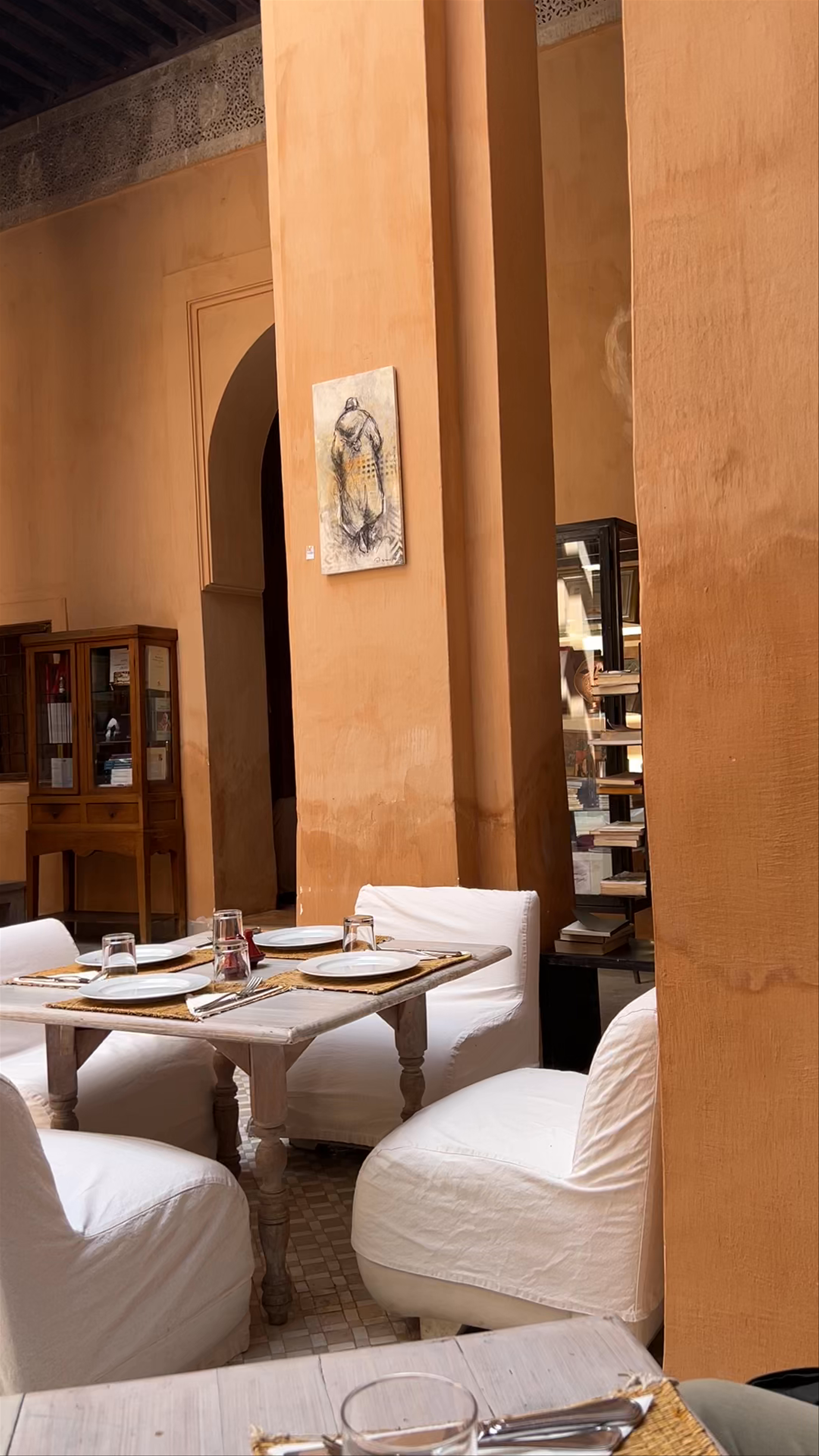 Dar Cherifa: Historic Elegance and Artistic Ambiance in Marrakech