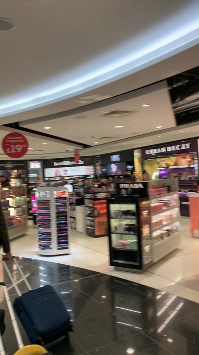 Gatwick Airport - West Sussex, London Gatwick: Shuffling through a maze of designer shops... - Airports Near Me - Gatwick, SRY