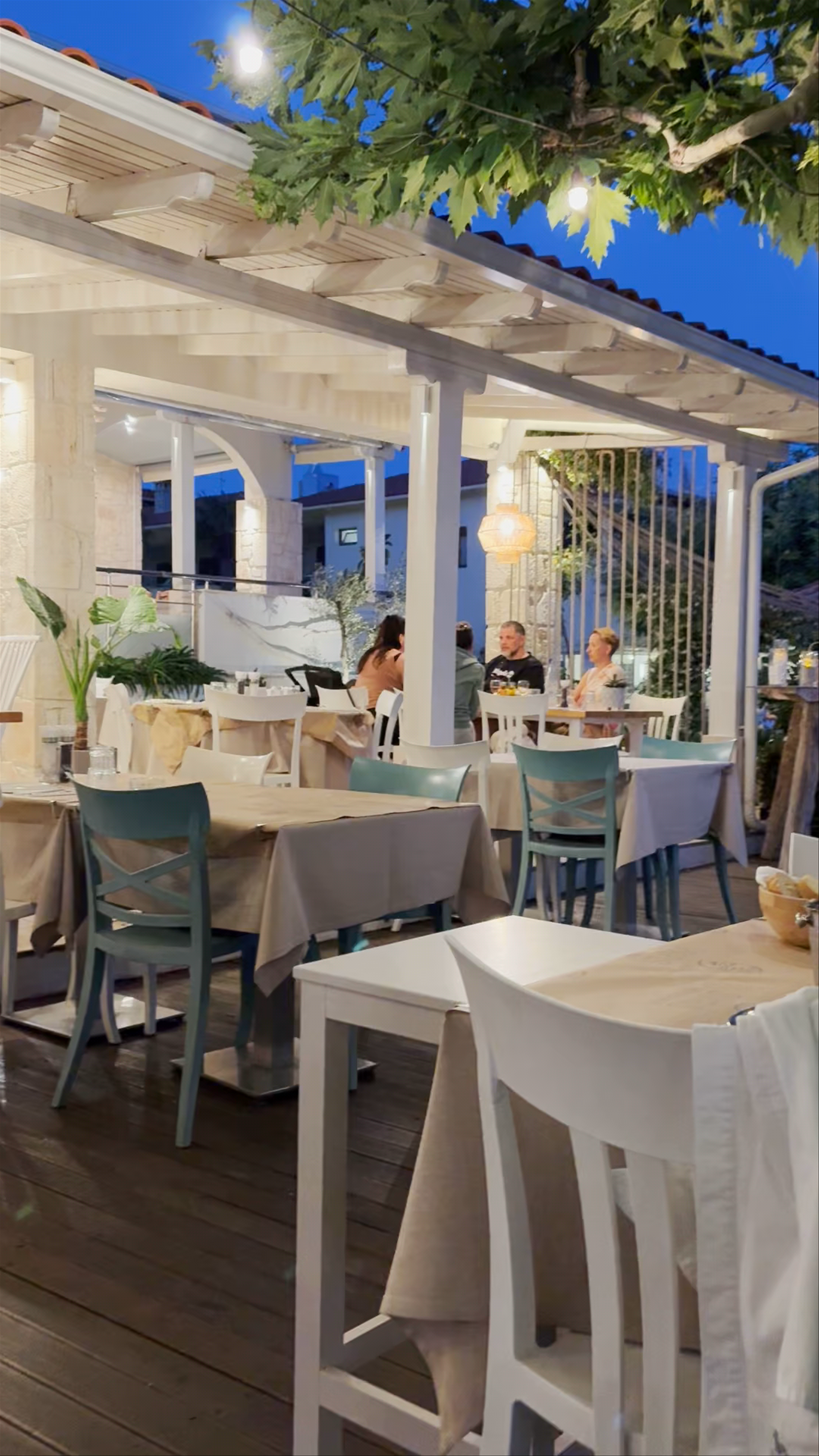 Siviris Restaurant