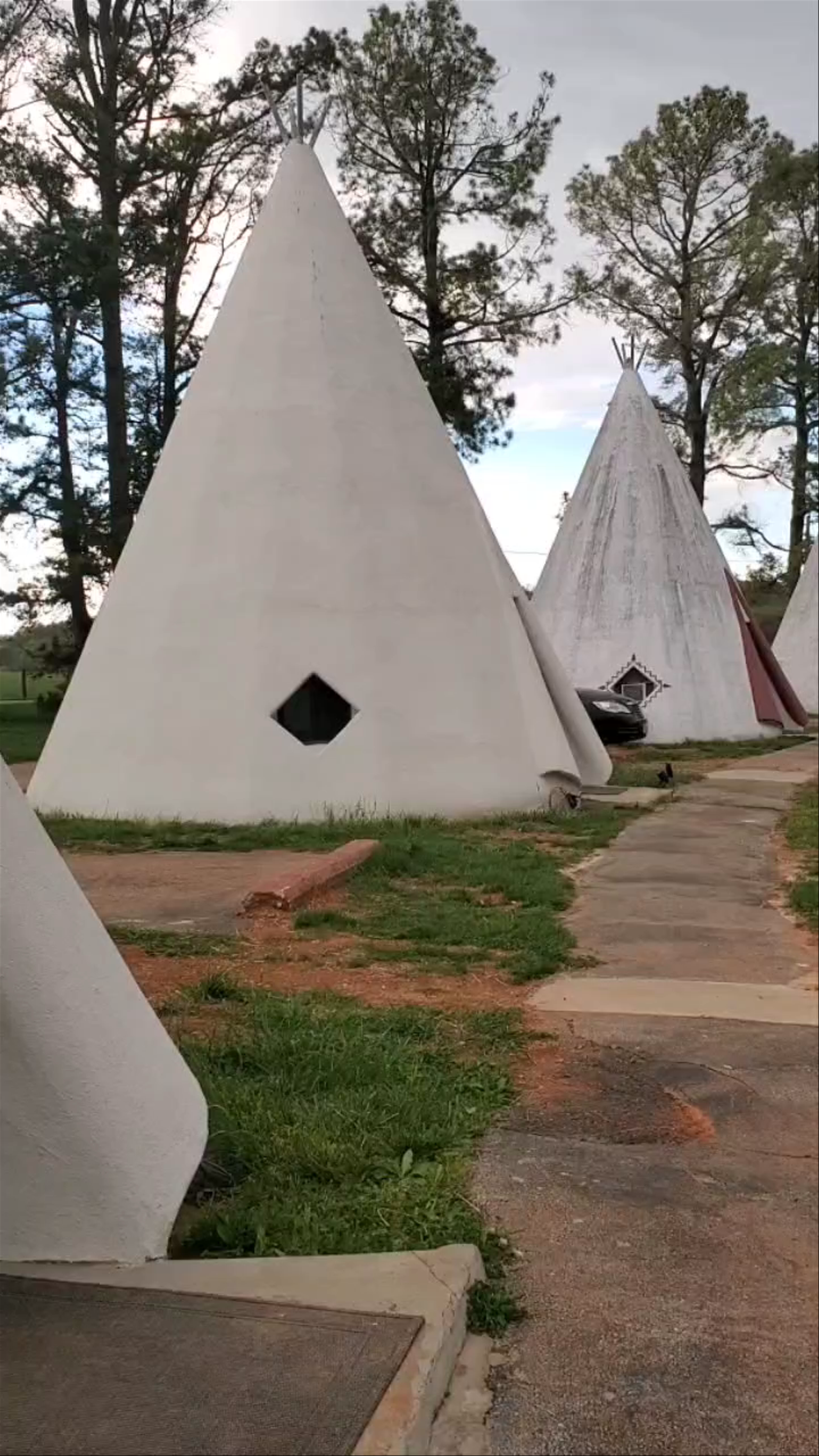 Wigwam Village No. 2