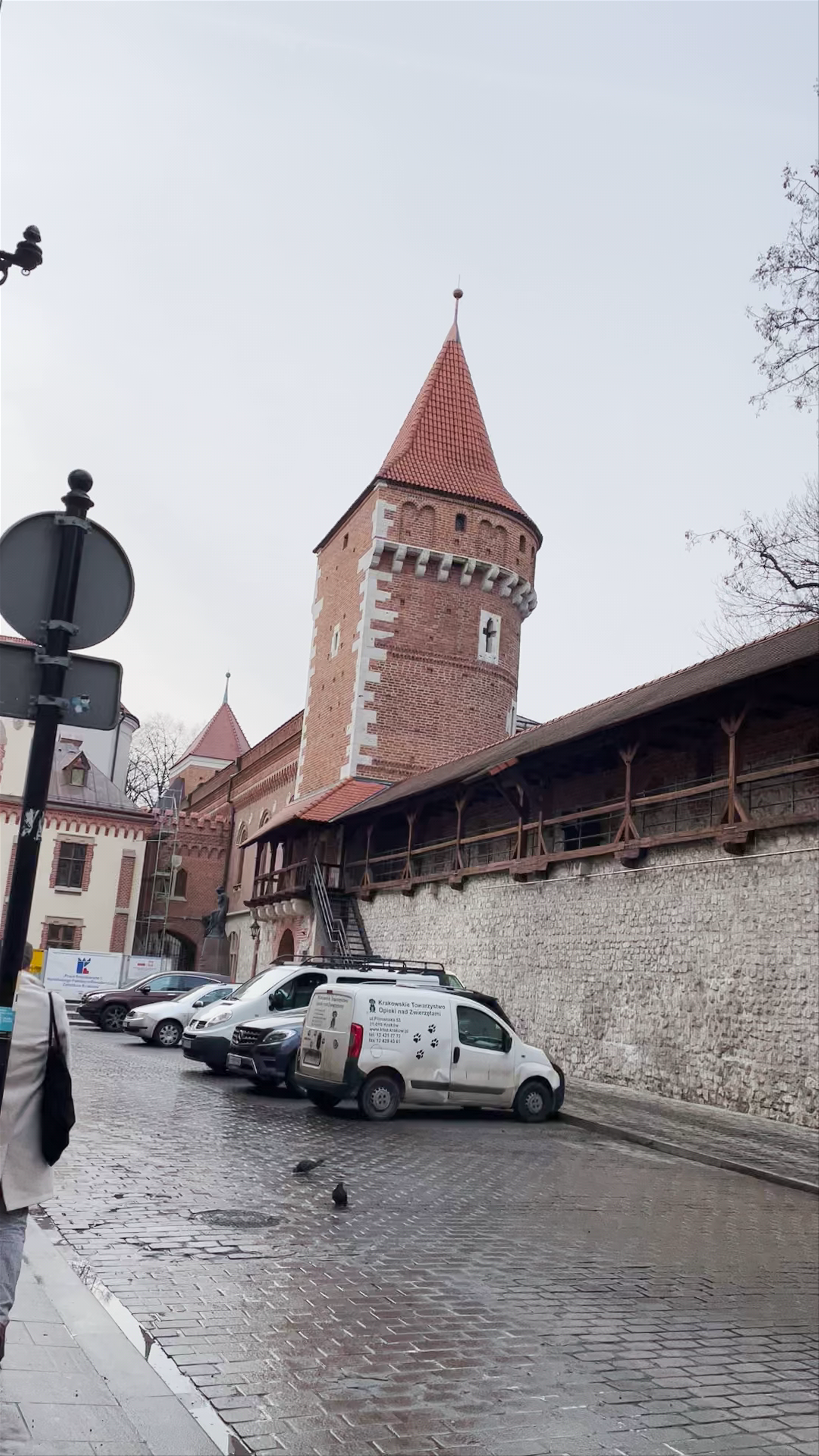 St. Florian's Gate: Historic Marvel in the Heart of Kraków
