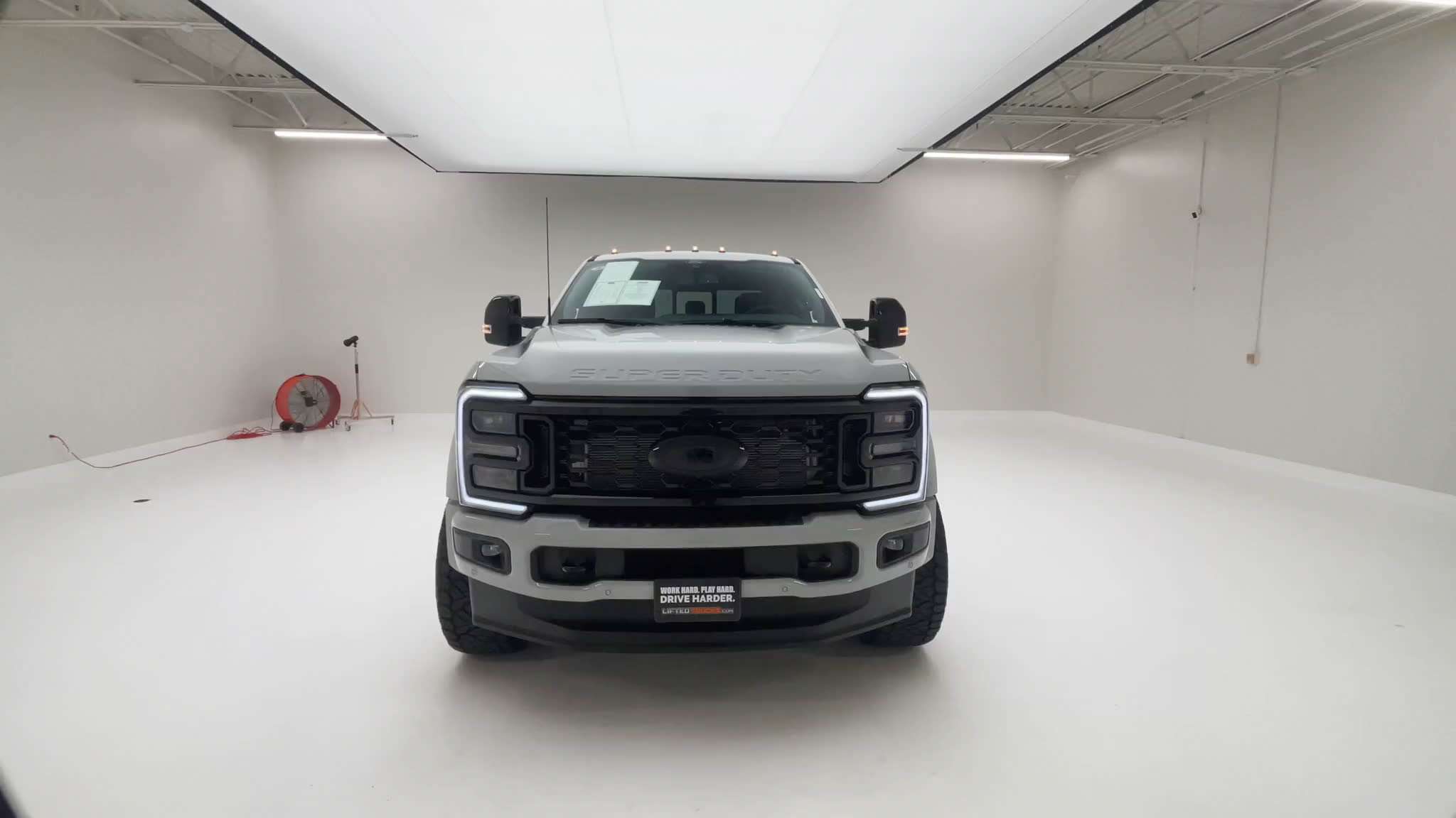 Lifted Trucks - #TX11513 - 2026 Ford F-450 Super Duty Platinum Crew Cab
