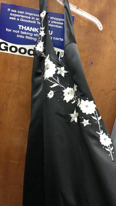 Goodwill Industries - This dress is one dollar today. Purple tags 99¢ - Department Stores Near Me - Bossier City, Louisiana