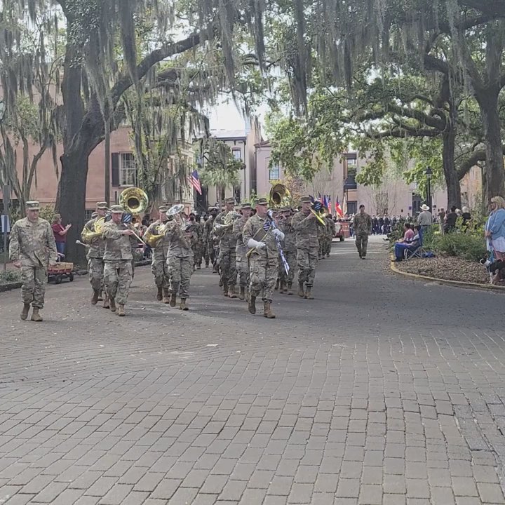 Calhoun Square - 2021 Veterans Day Parade. - Landmarks & Historical Buildings Near Me - Savannah, Georgia