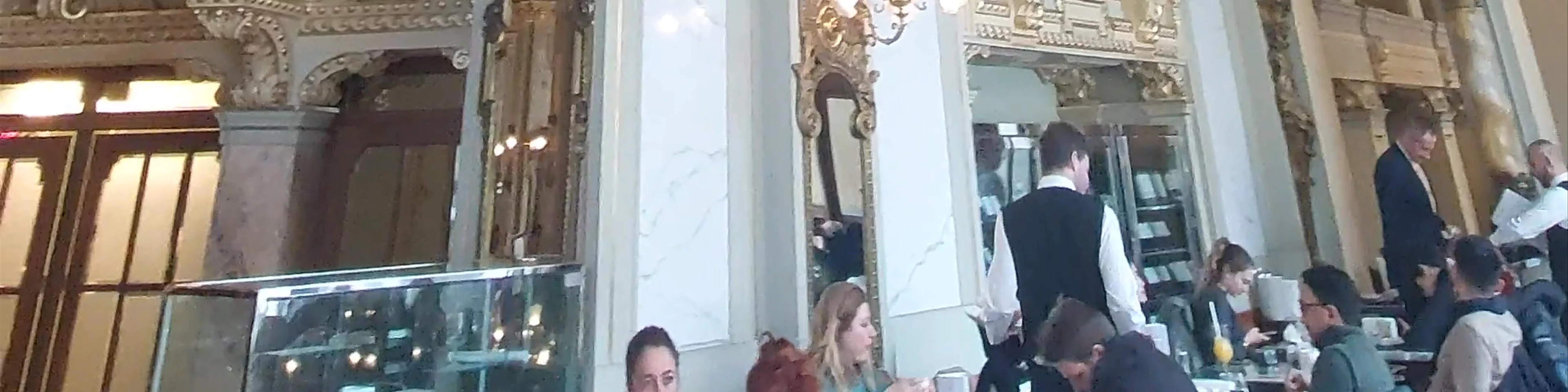Budapest, New York Café