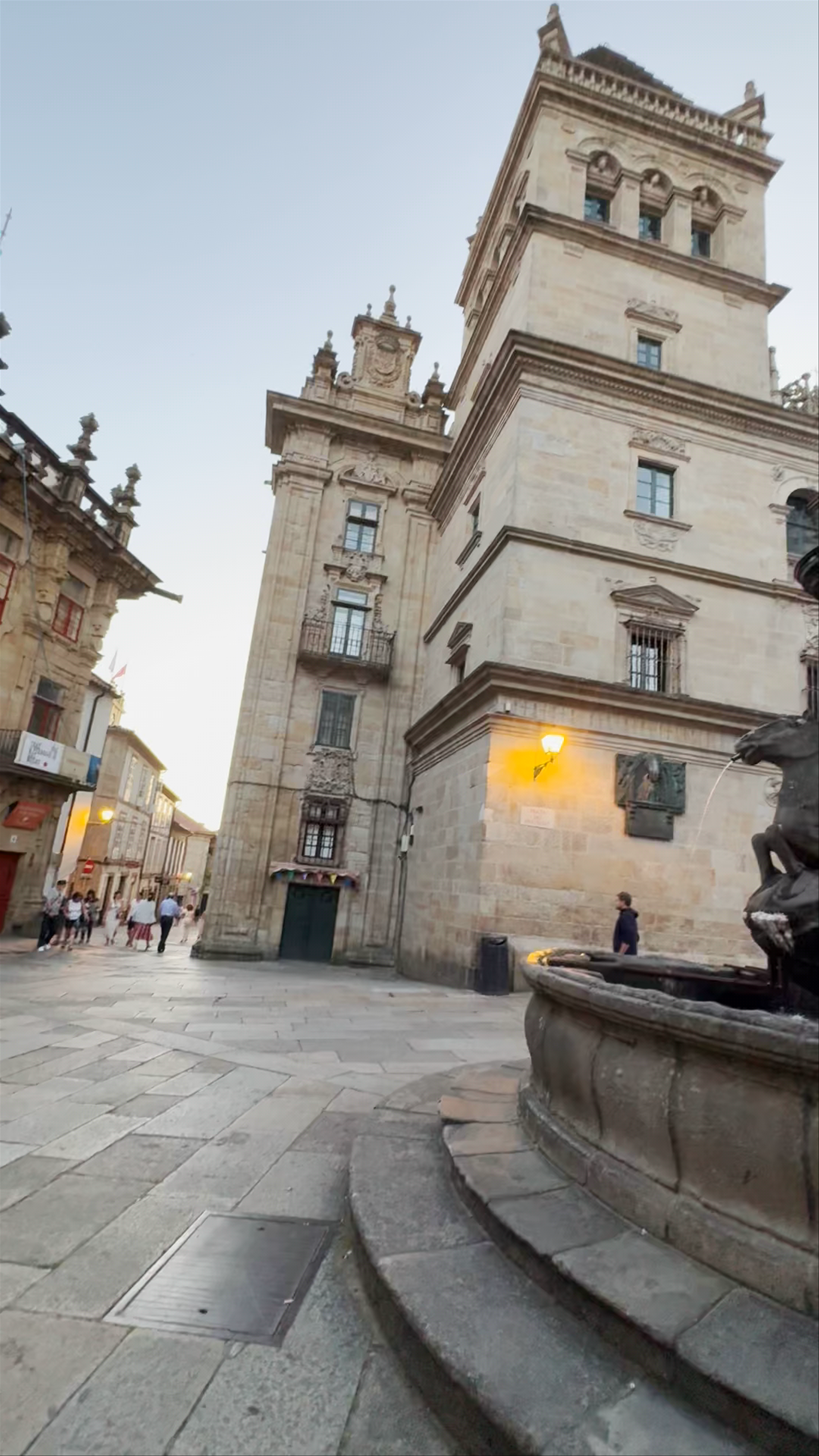 Fonte dos Cabalos at Praza das Praterías, Santiago de Compostela