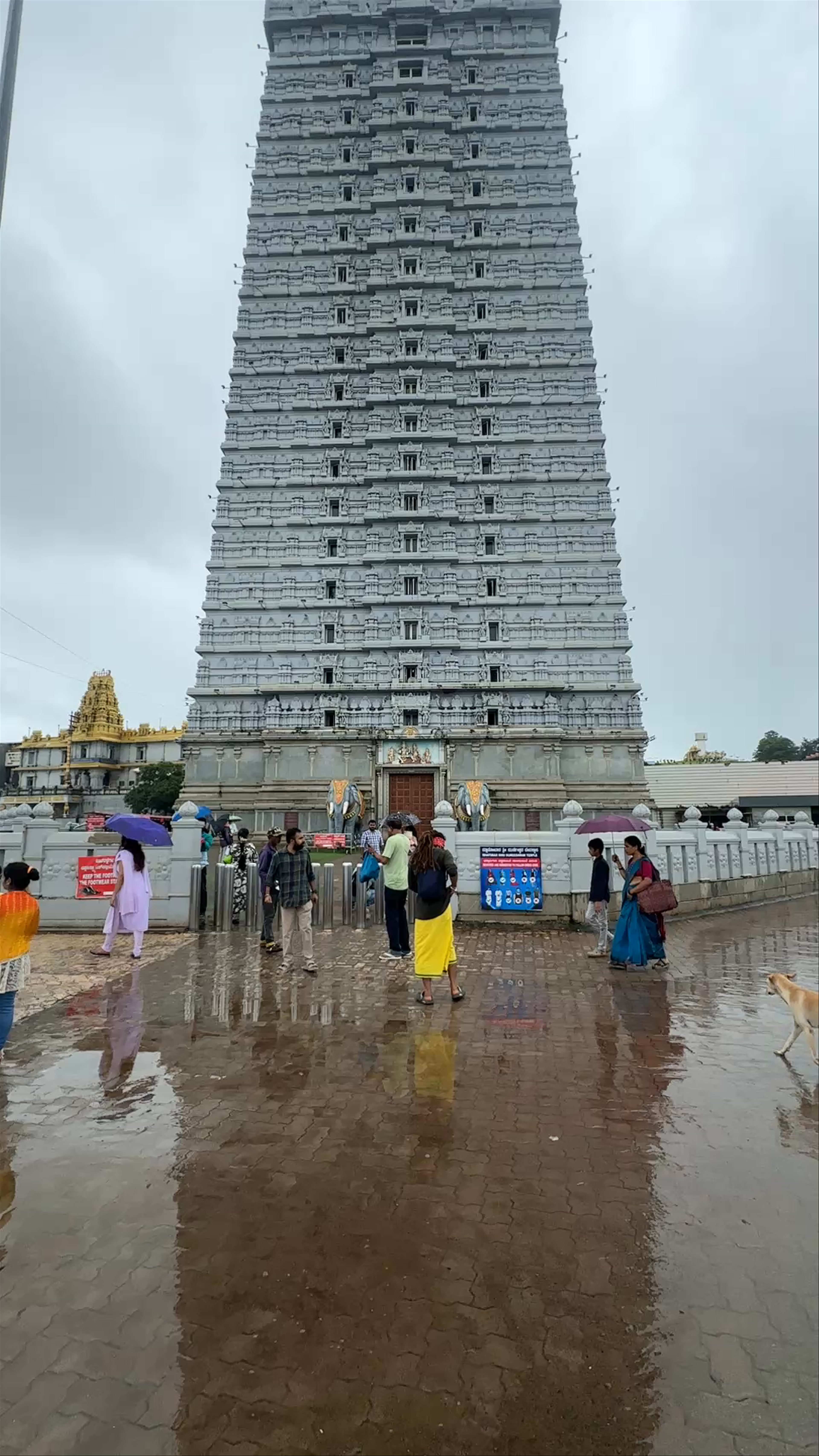Main gopuram