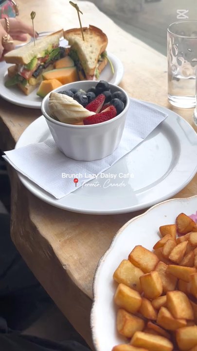 Lazy Daisy's Cafe - Video of location. - Cafes Near Me - Toronto, Ontario