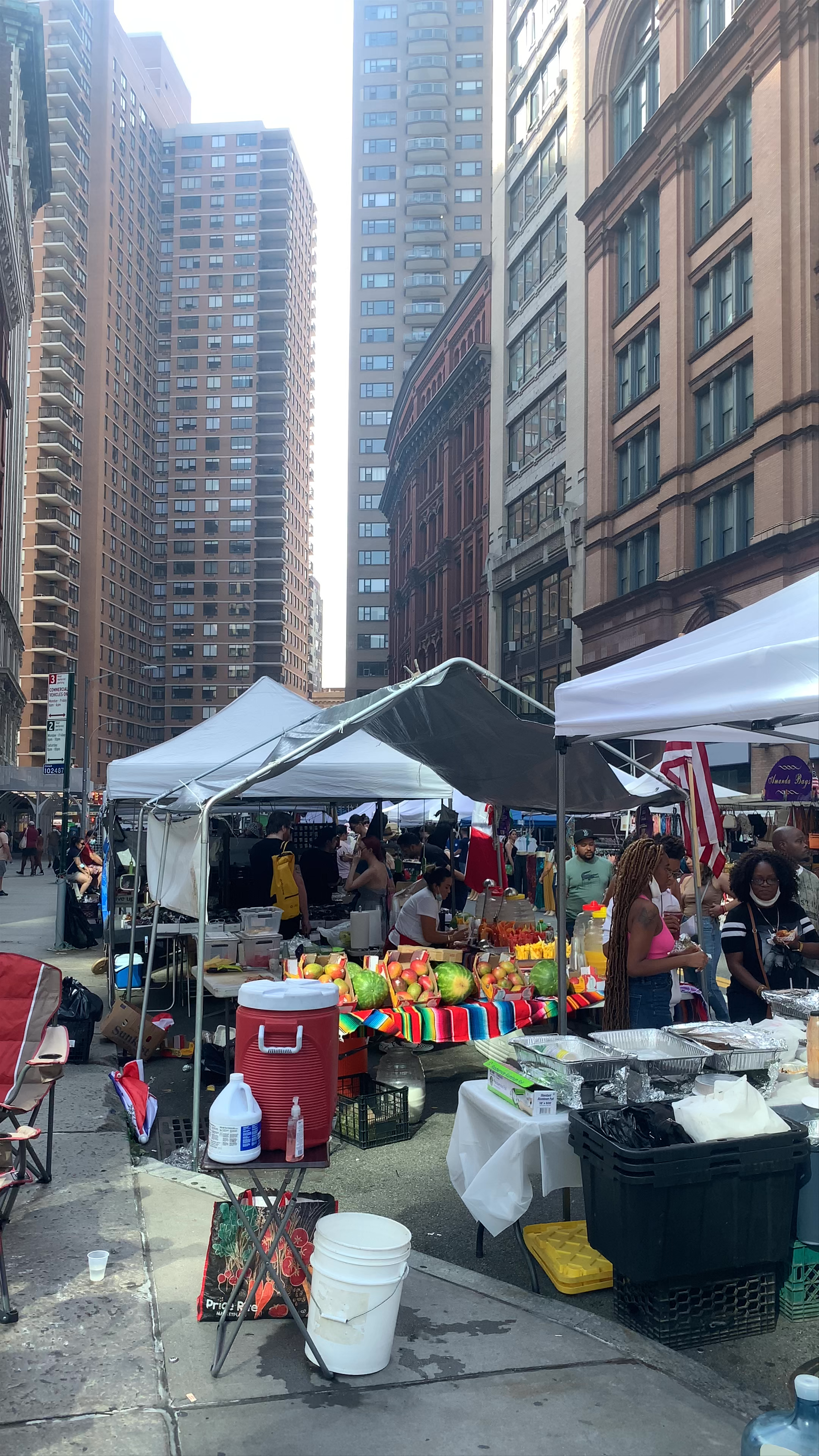 Astor Place Street Market: Vibrant Urban Flavors in New York City