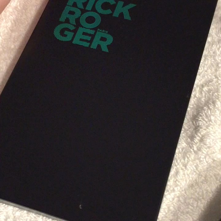 Patrick Roger - 100% chocolate bar - Chocolatiers & Shops Near Me - Paris, 75