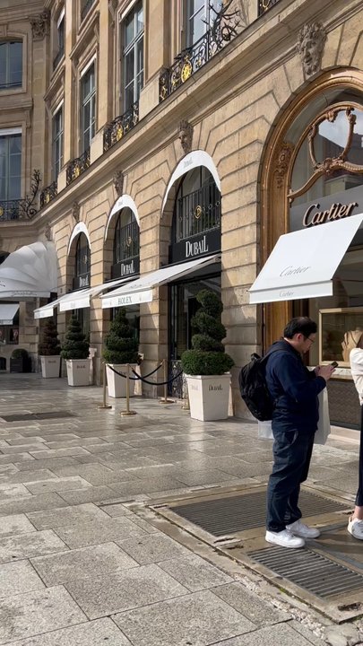 Place Vendôme - Public Plazas Near Me