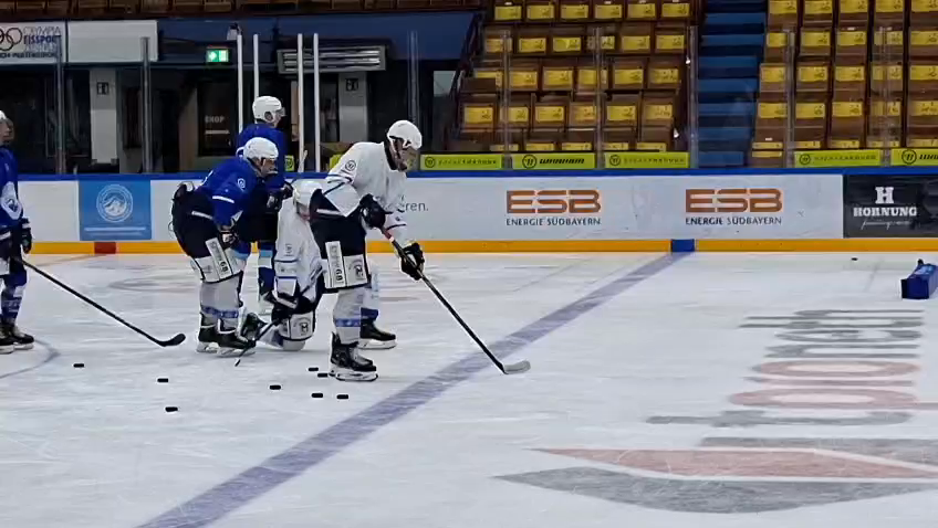 Luca Steinle: Mastering Blue Line Skills with SC Riessersee U20