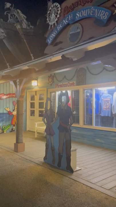 Pirates Cove - Had to finally take a video of the outside of the store - Souvenir Shops Near Me - Long Beach, California