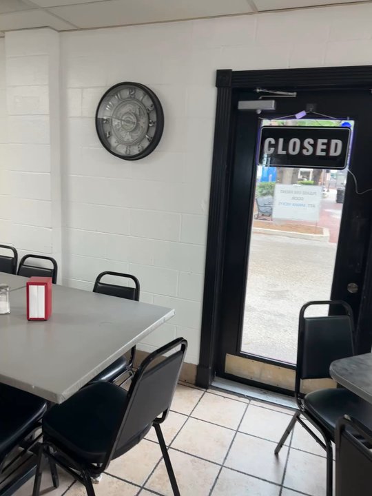 Mama Vickys Pupusas Y Mas - Tacos Near Me - Plano, Texas