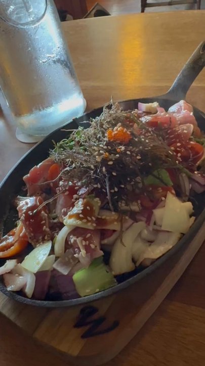 The Saddle Room - Ahi Sizzle - Dive Bars Near Me - Waimea, Hawaii