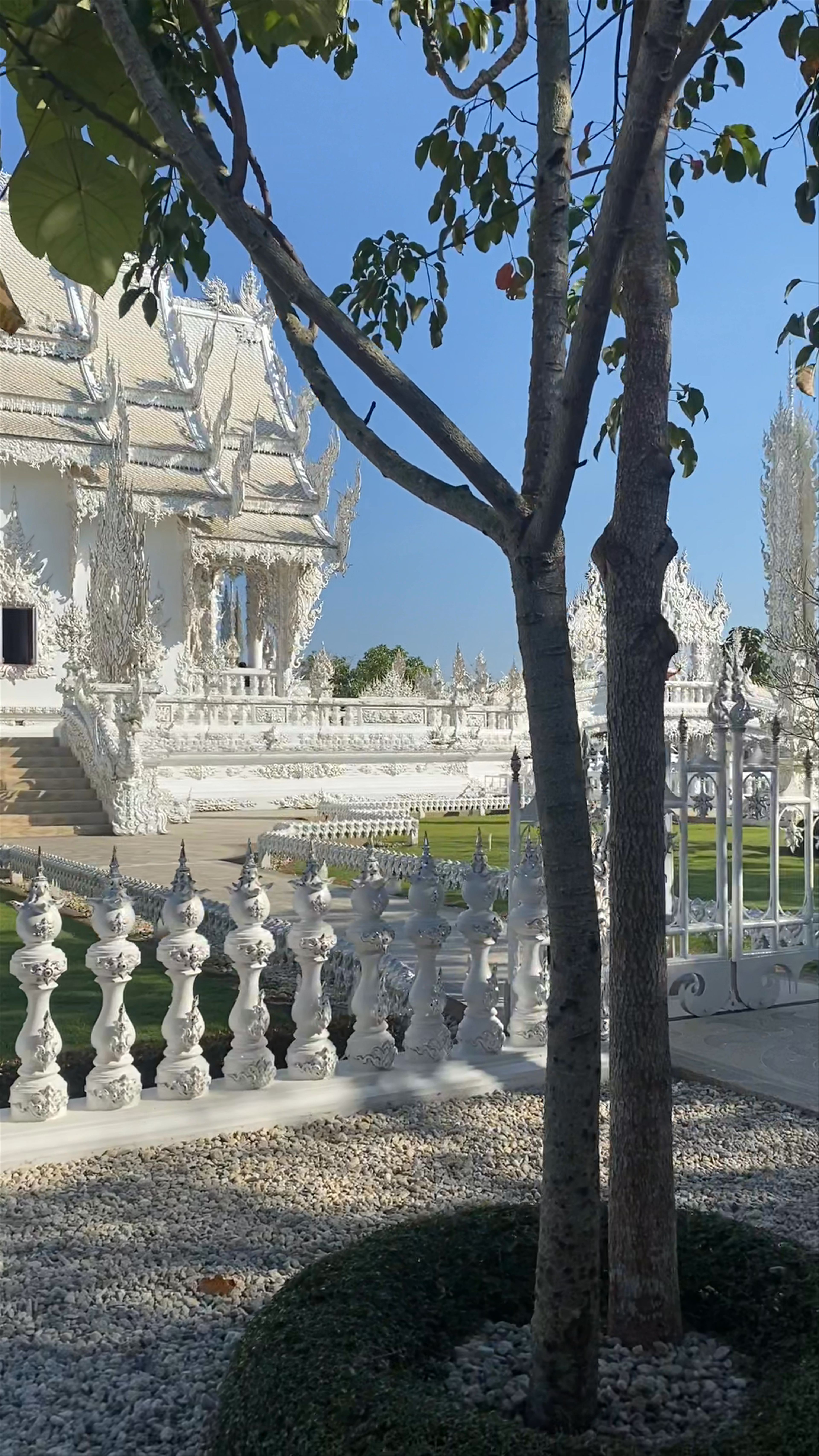 Wat Rong Khun - White Temple