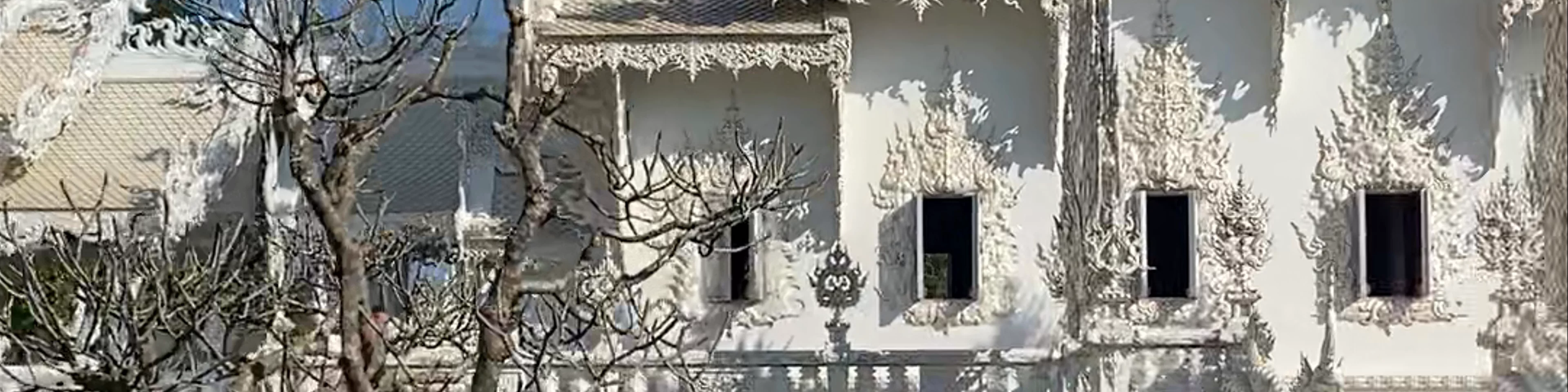 Wat Rong Khun - White Temple