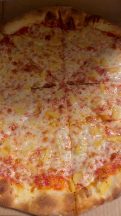 Pizza 72 - Cheese and pineapple (my daughters fav) - Chicken Wings Near Me - Aurora, Colorado