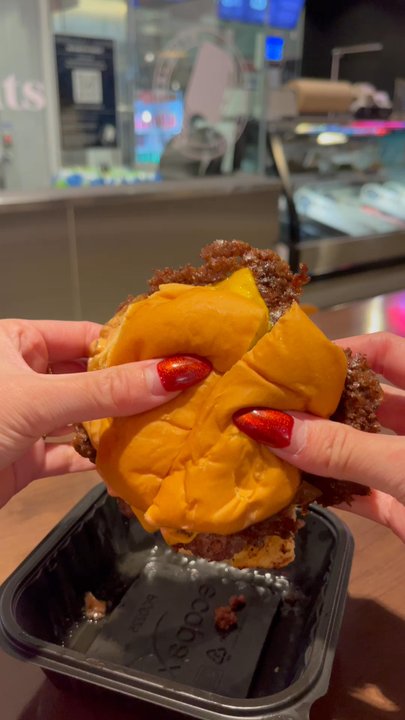Primal Cuts - Classic smashburger - Steakhouses Near Me - Stanton, California