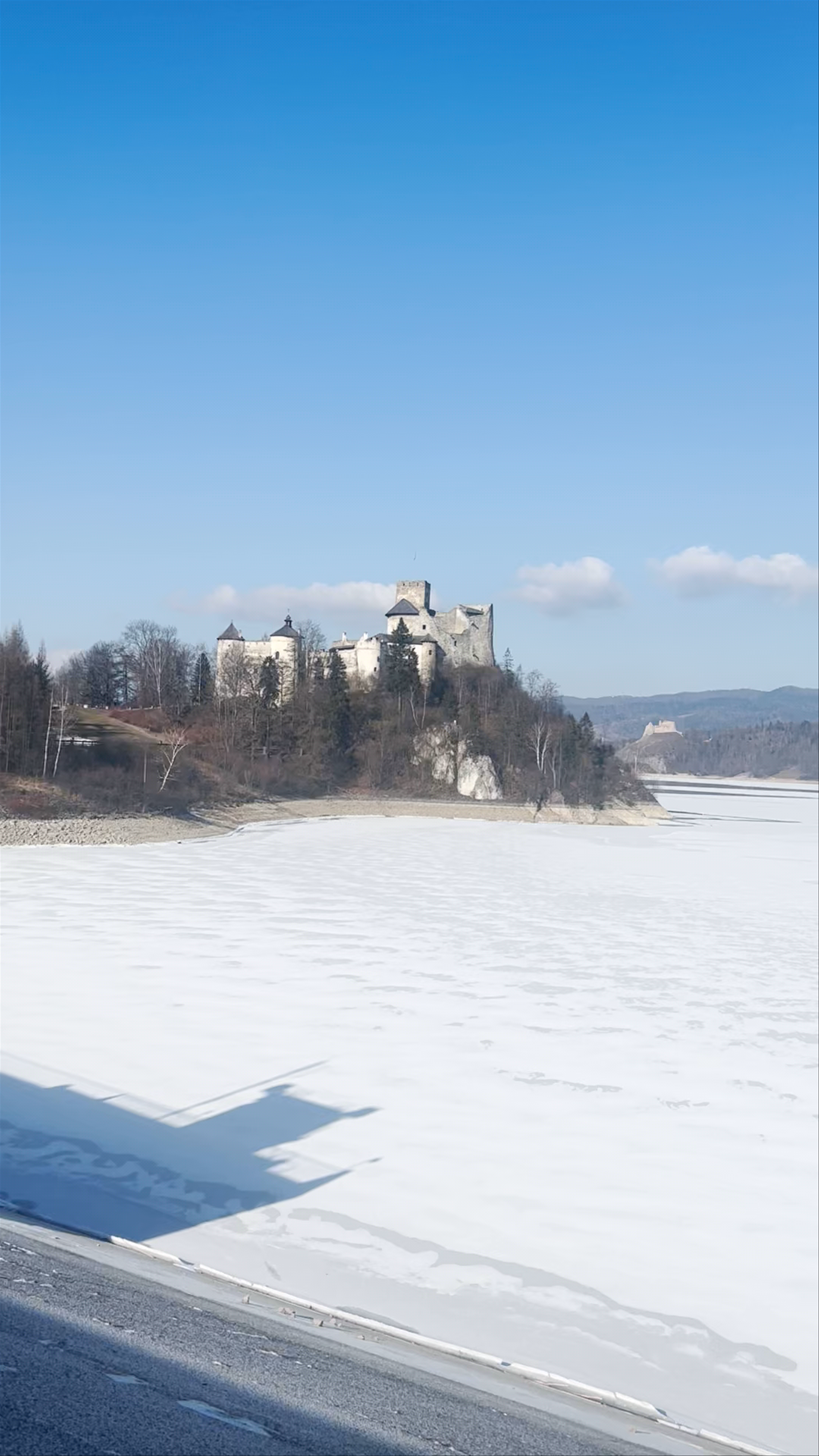 Zapora wodna na Zbiorniku Czorsztyńskim