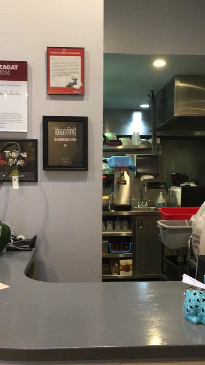 Andy's Thai Kitchen - Entrance and open kitchen - Thai Near Me - Chicago, Illinois