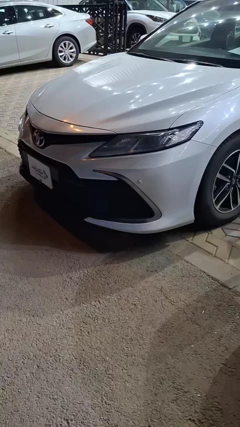 Toyota Camry le 2022