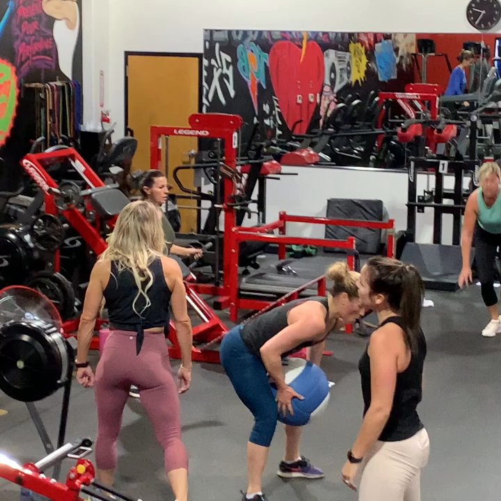 Pro Physiques - Glute Pro Series Class - Trainers Near Me - Gilbert, Arizona
