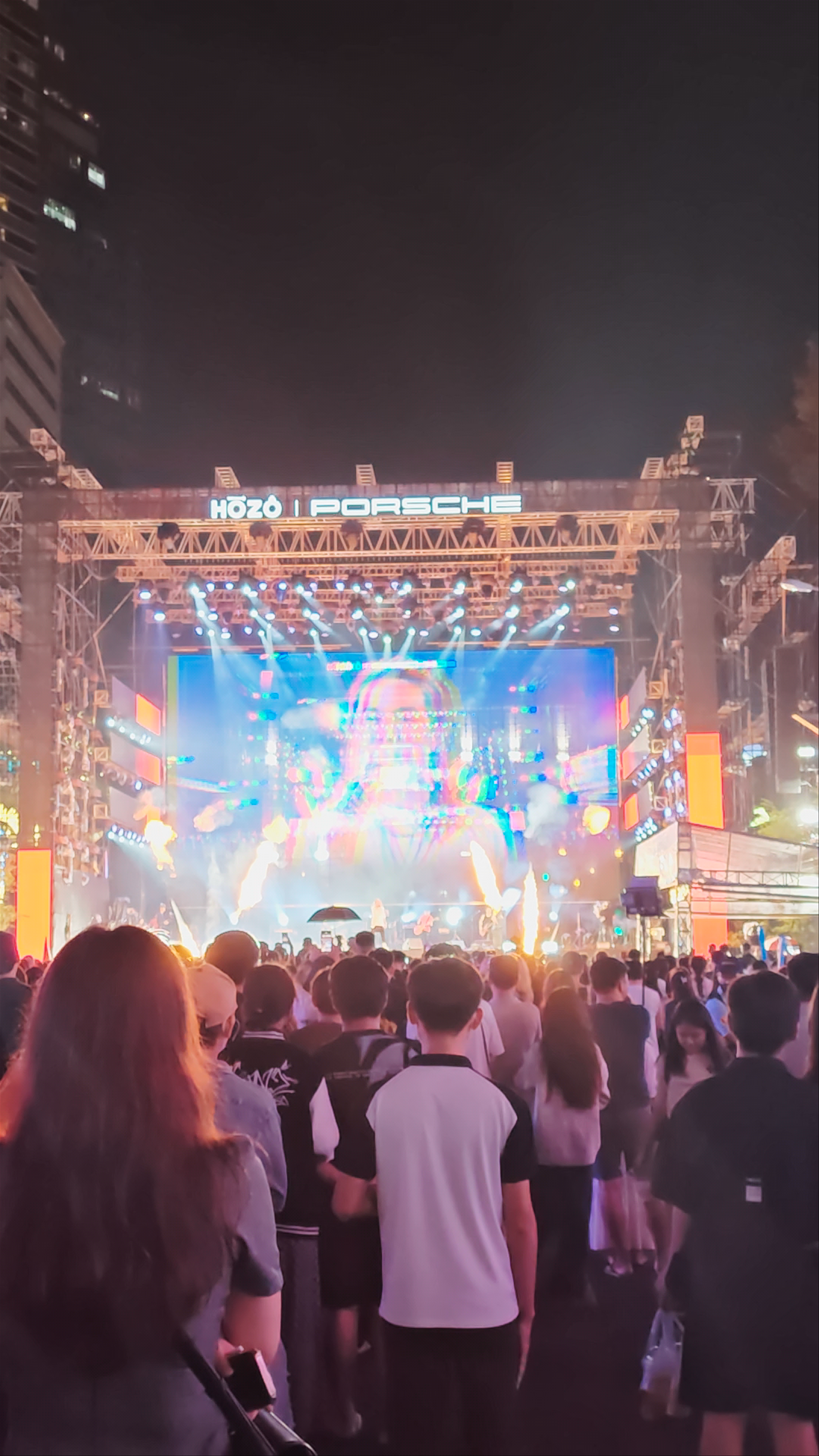 Nguyễn Huệ Walking Street Night Concert – Vibrant Ho Chi Minh City Nightlife