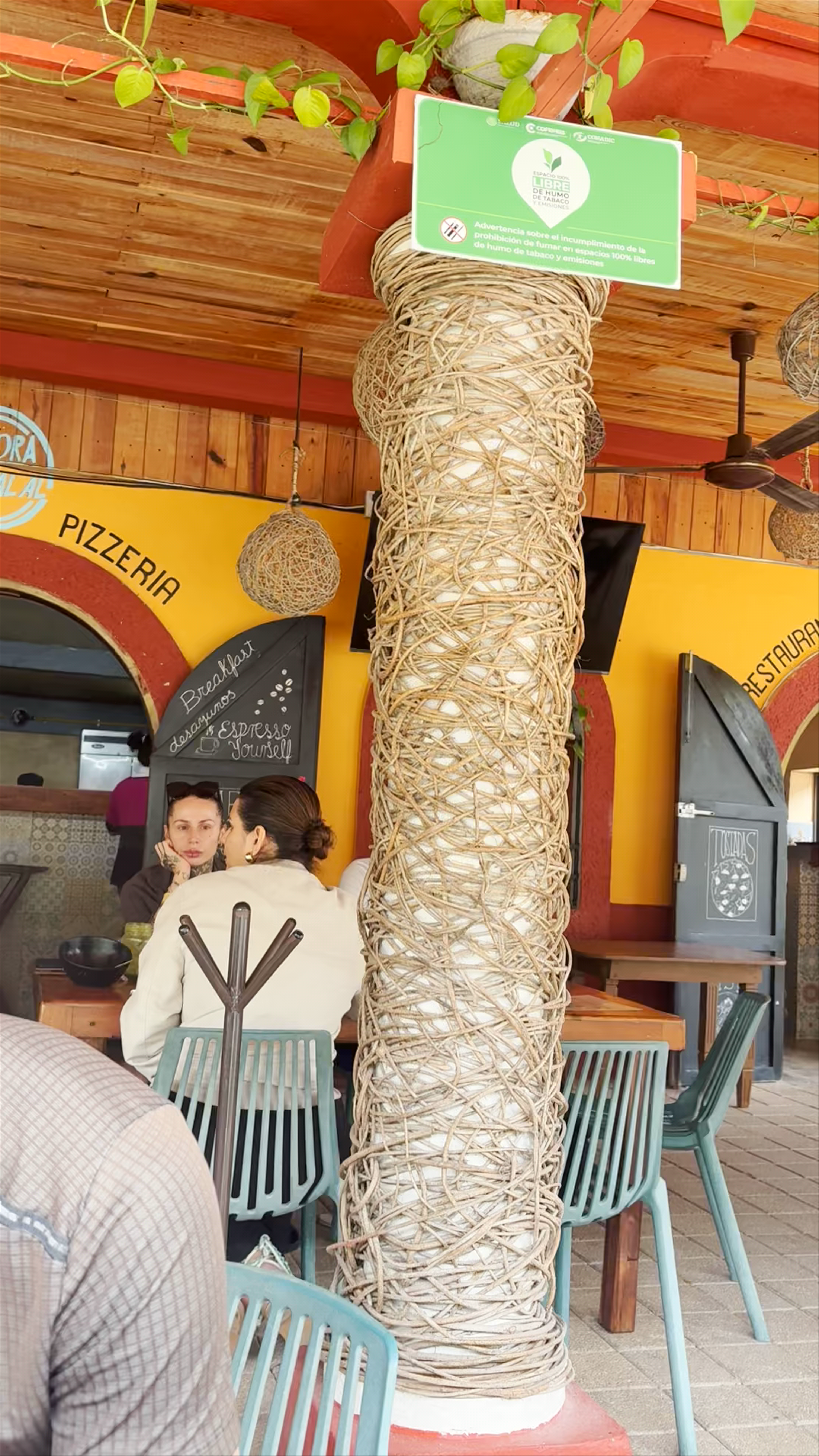 Savora Bakhalal: Cozy Local Dining in Bacalar, Mexico