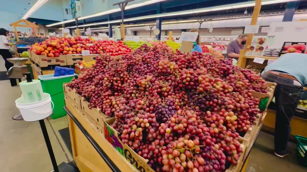 Berkeley Bowl West - Grapes - Cafes Near Me - Berkeley, California