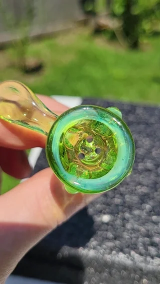 Preview pic of 3 hole flower slide