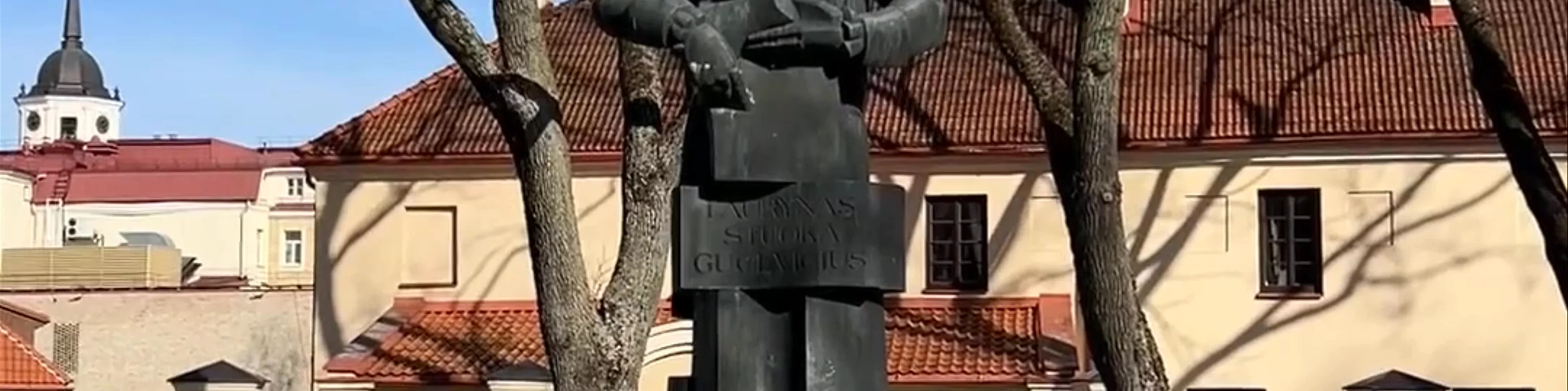 Paminklas Laurynui Stuokai-Gucevičiui