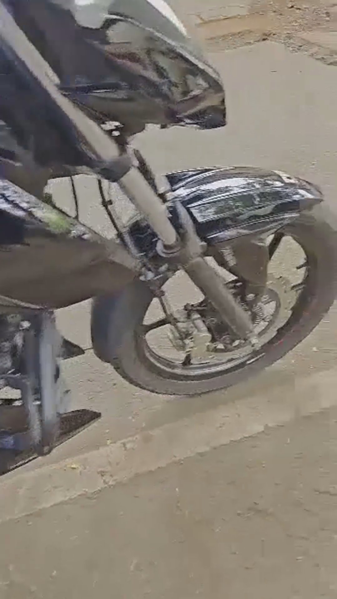 Walk-around video thumbnail