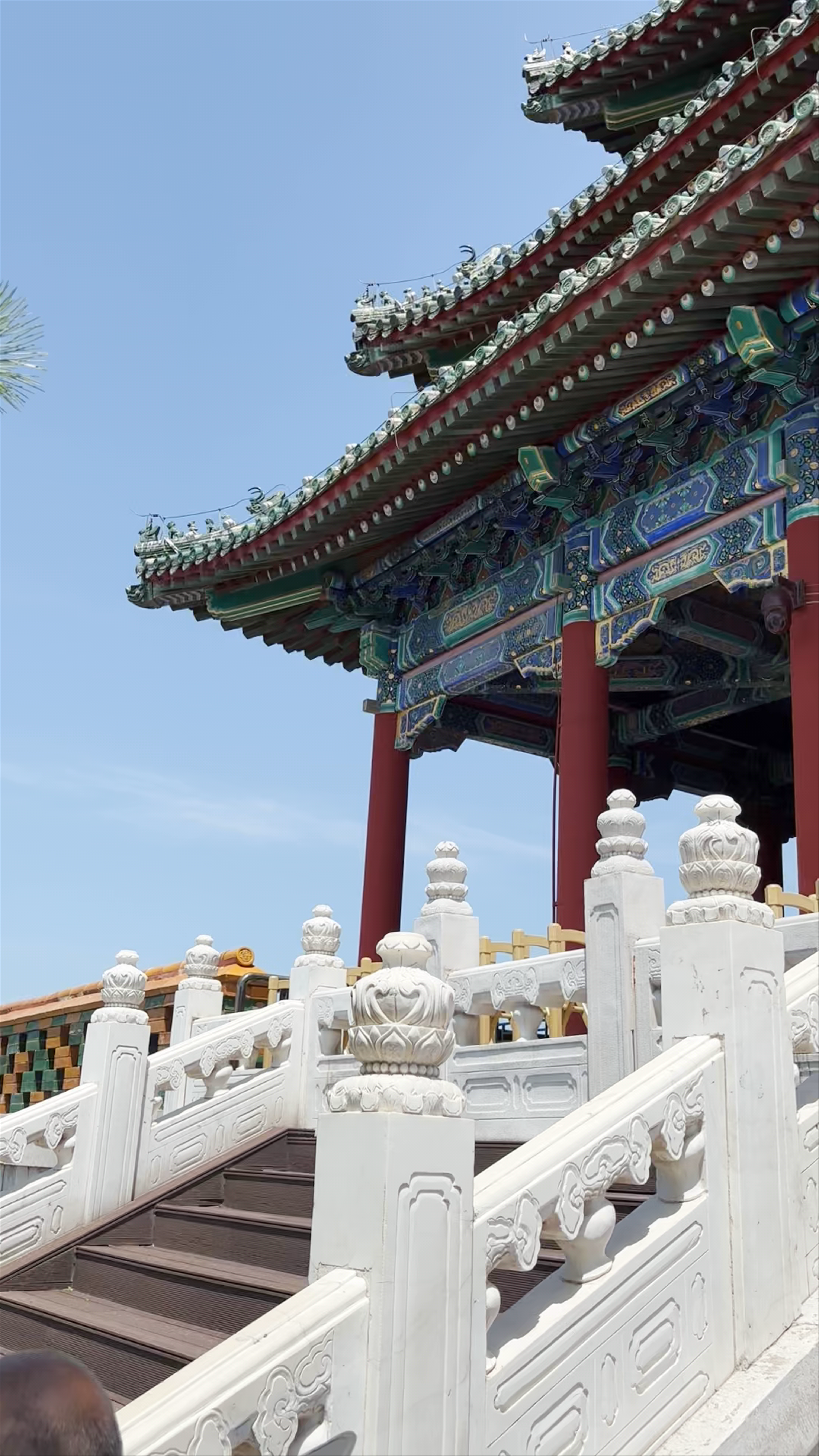 Wanchun Pavilion: Historic Splendor in Beijing's Jingshan Park