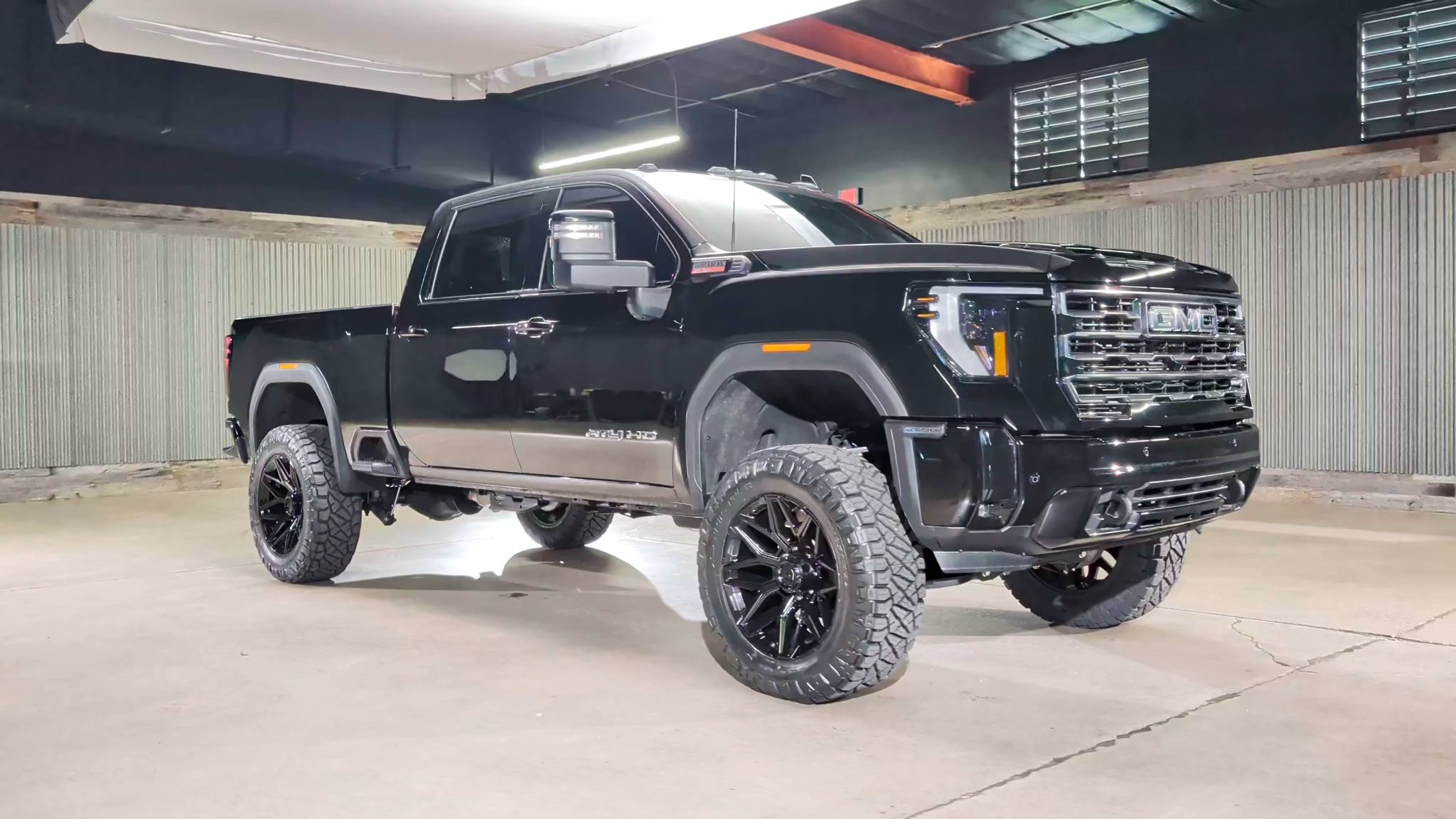 Lifted Trucks - #T33852 - 2026 GMC Sierra 2500HD AT4 Crew Cab