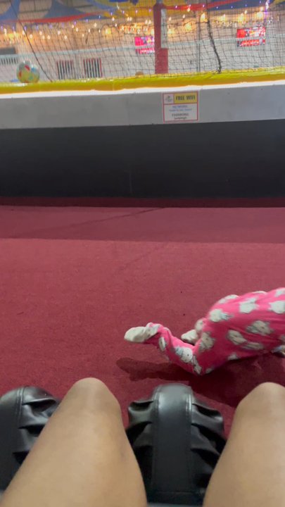 Trampoline High - Getting my massage! - Trampoline Parks Near Me - Miami, Florida