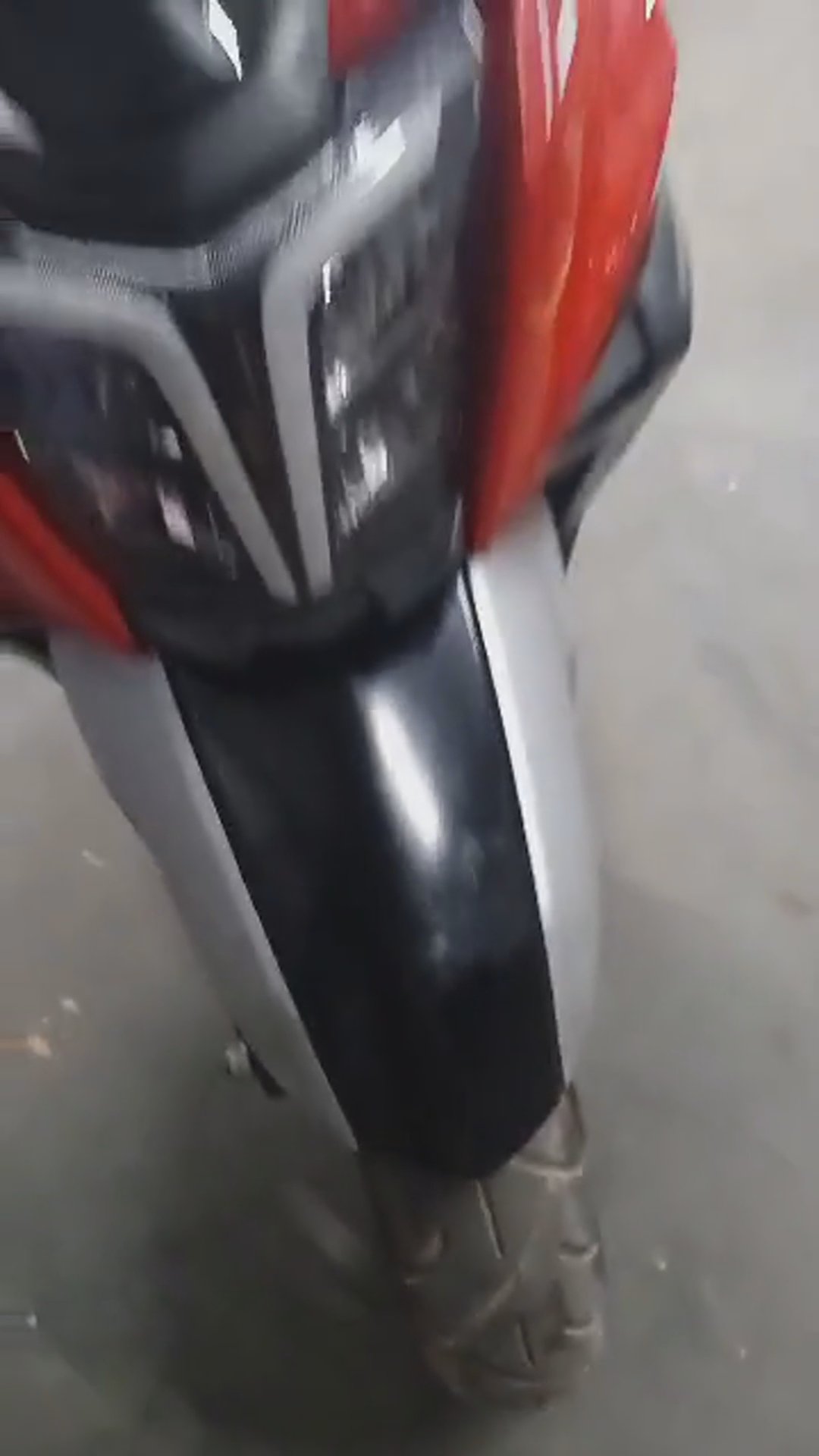 Walk-around video thumbnail