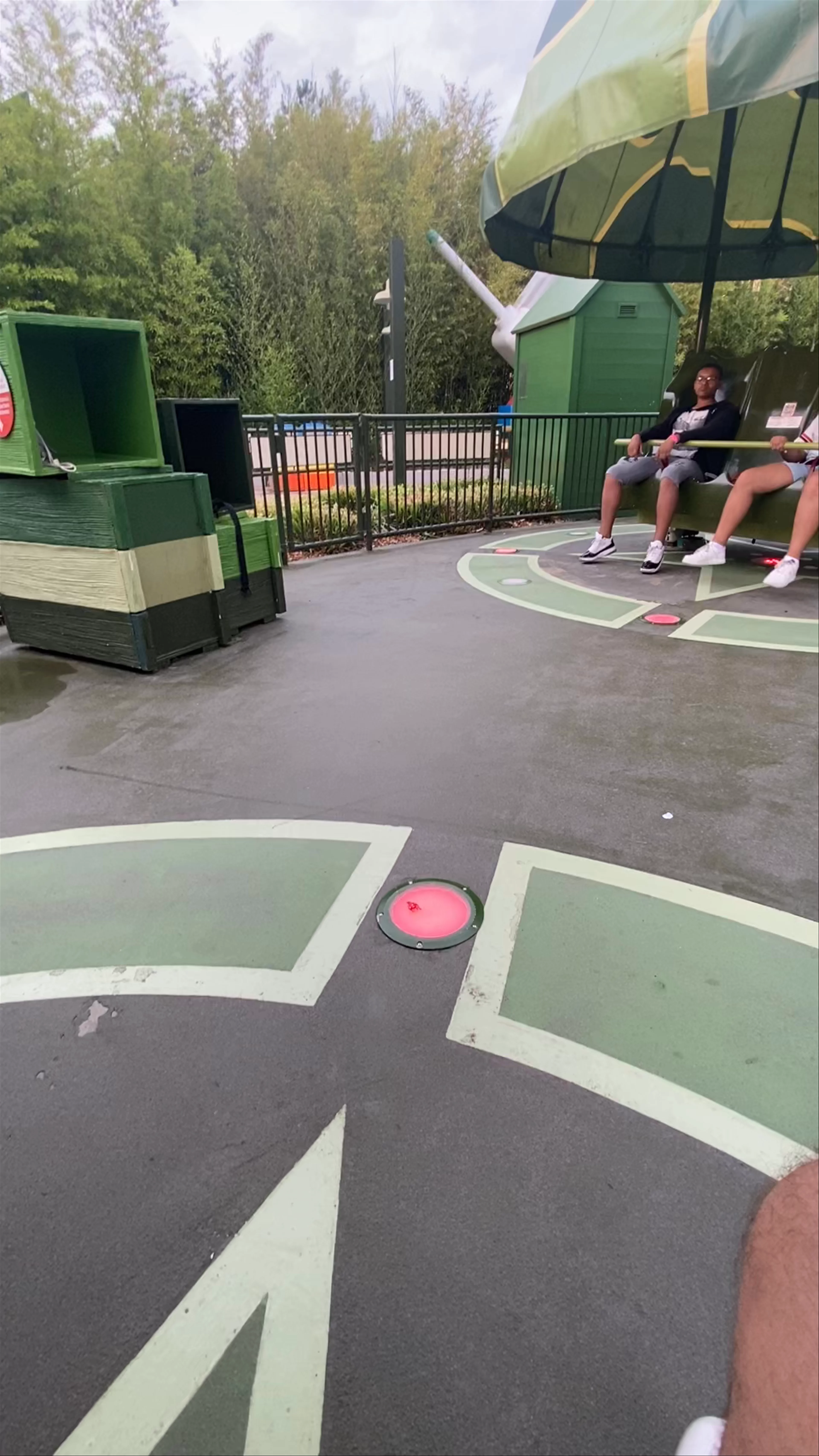Toy Soldiers Parachute Drop, Playland