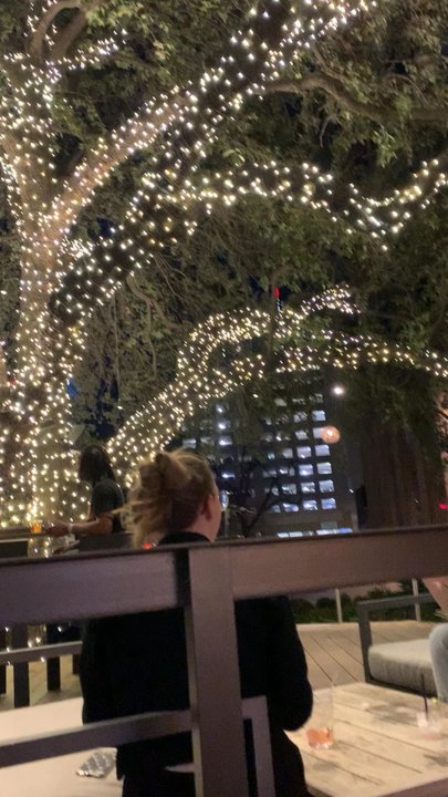 Ellis - Bars Near Me - Austin, Texas