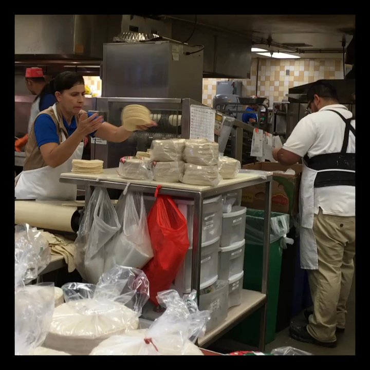 Northgate Market - Tortillas made here. Was hoping for that childhood tortilleria odor but alas my search continues! Lol - Grocery Near Me - Bell, California