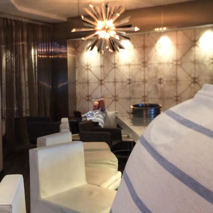 Ice - Lounge area - Beer, Wine & Spirits Near Me - Chicago, Illinois