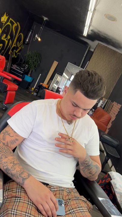 Ez Cut Barber Shop - Fresh cut pull up - Barbers Near Me - Reseda, California