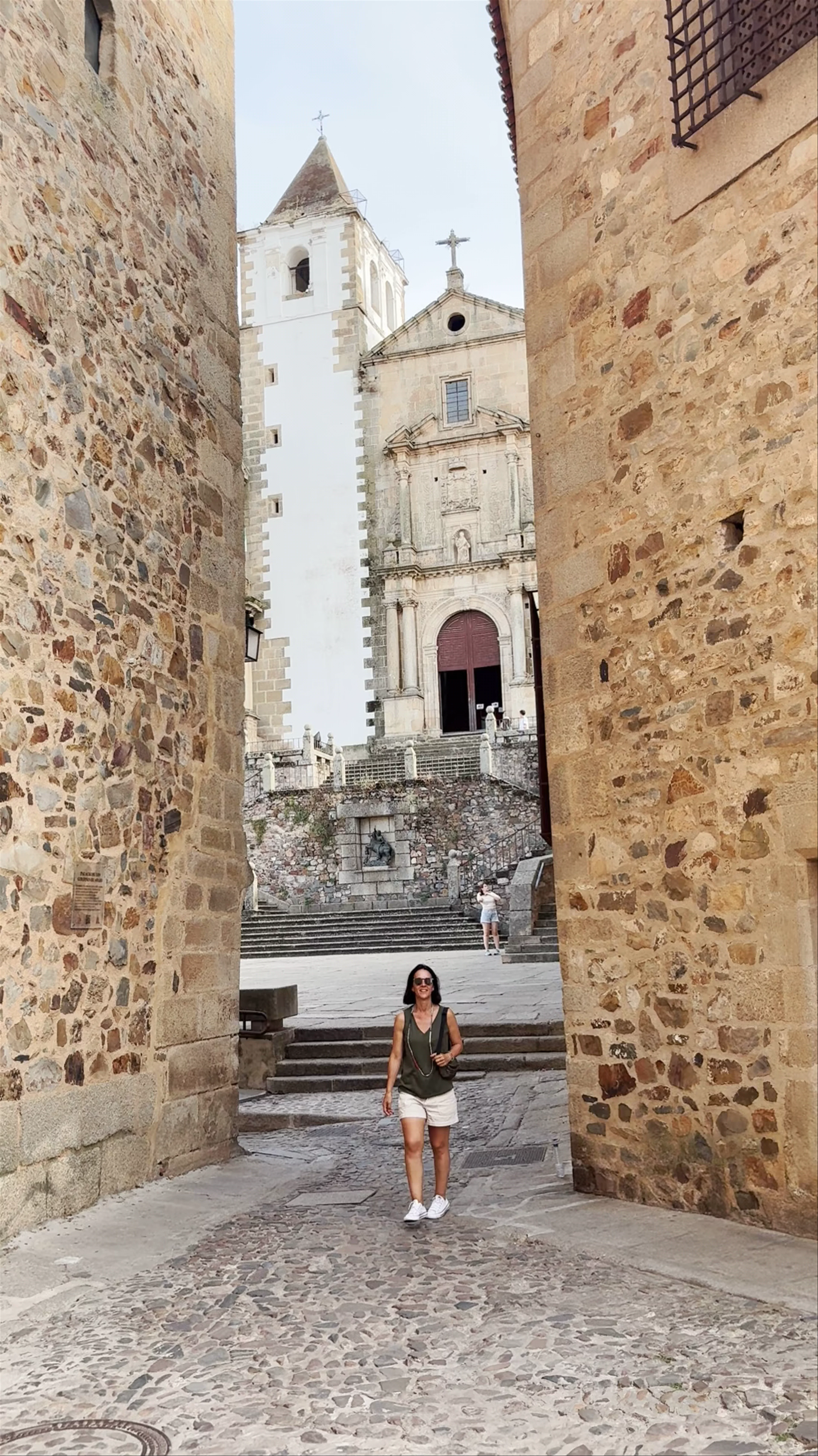Iglesia de San Francisco Javier, Plaza de San Jorge