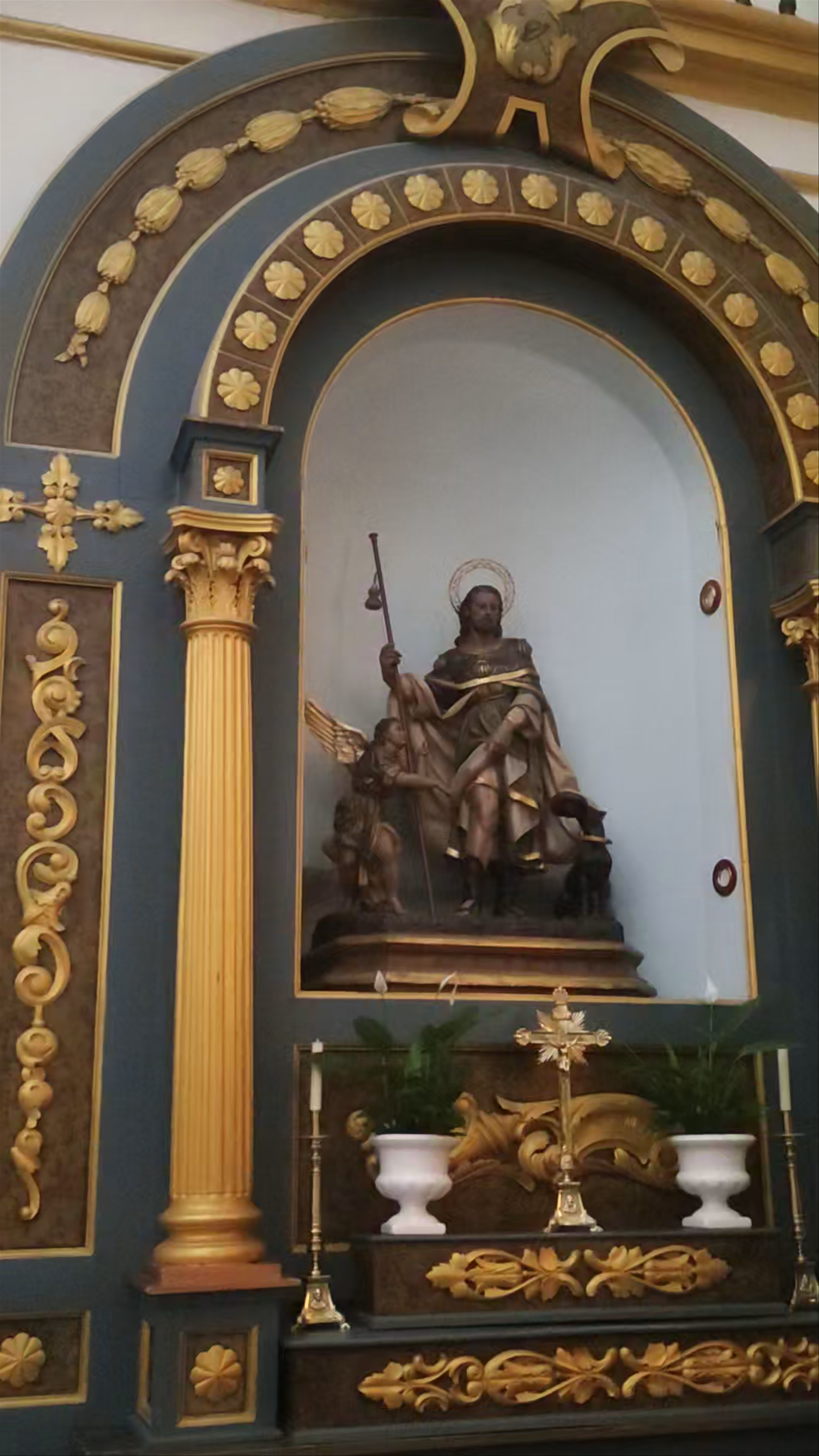Iglesia de San Juan Evangelista: Baroque Art and Spiritual Majesty in Blanca, Spain
