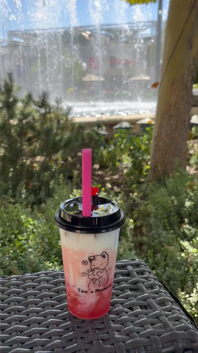 Tea's Memory - Dirty strawberry milk tea with crystal boba's - Coffee & Tea Near Me - Farmington, Utah