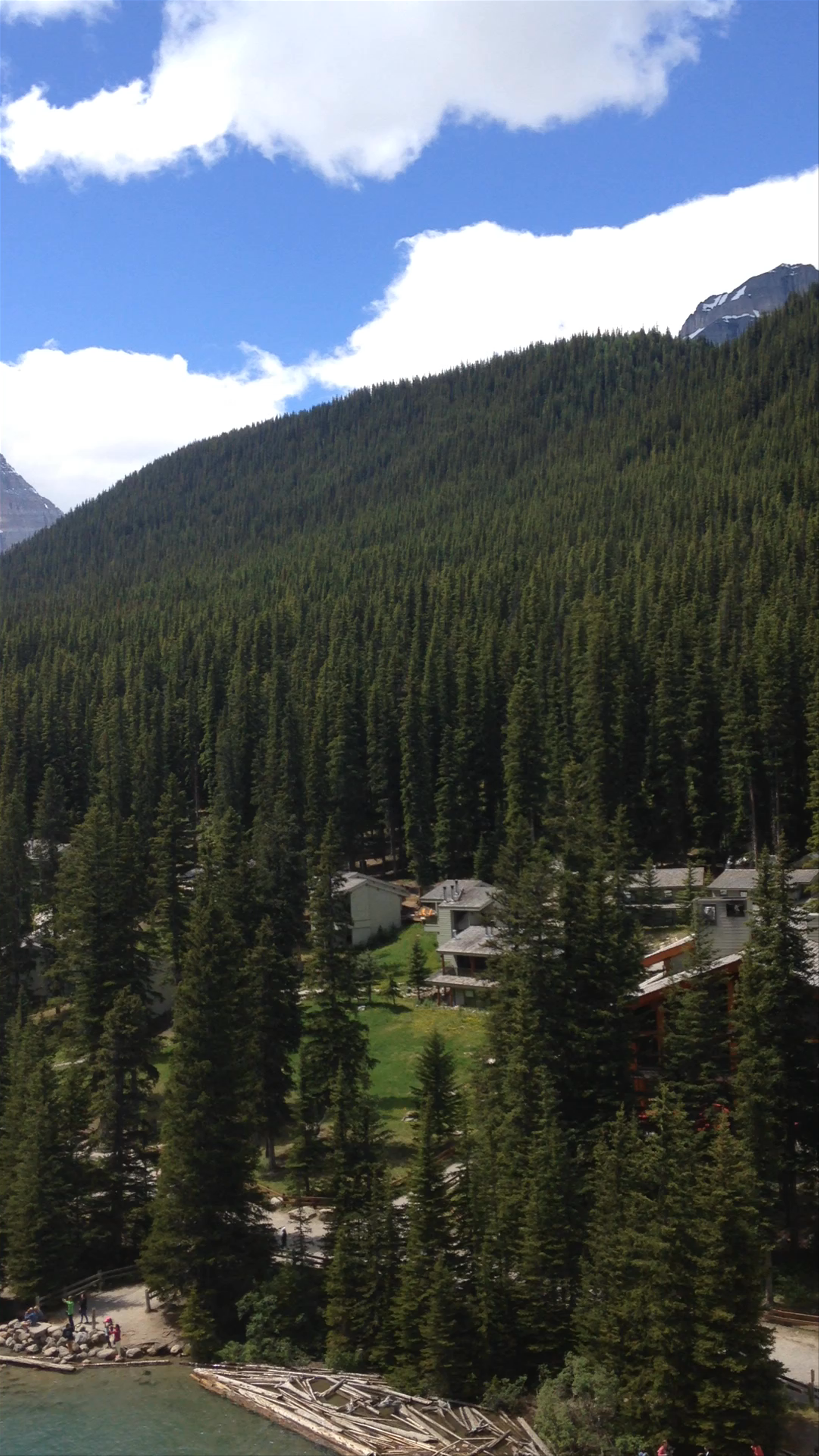 Moraine Lake: Serenity in Alberta's Majestic Rockies