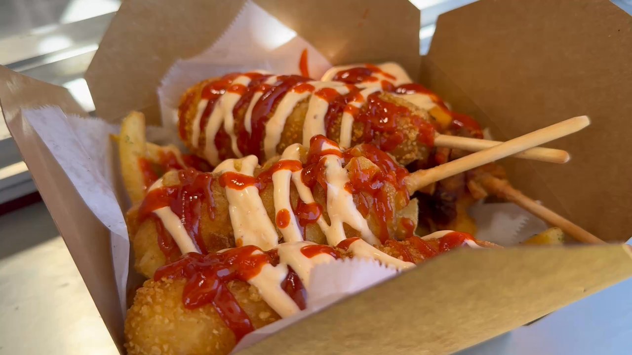 Super Bowl PDX - Food Trucks Near Me - Portland, Oregon
